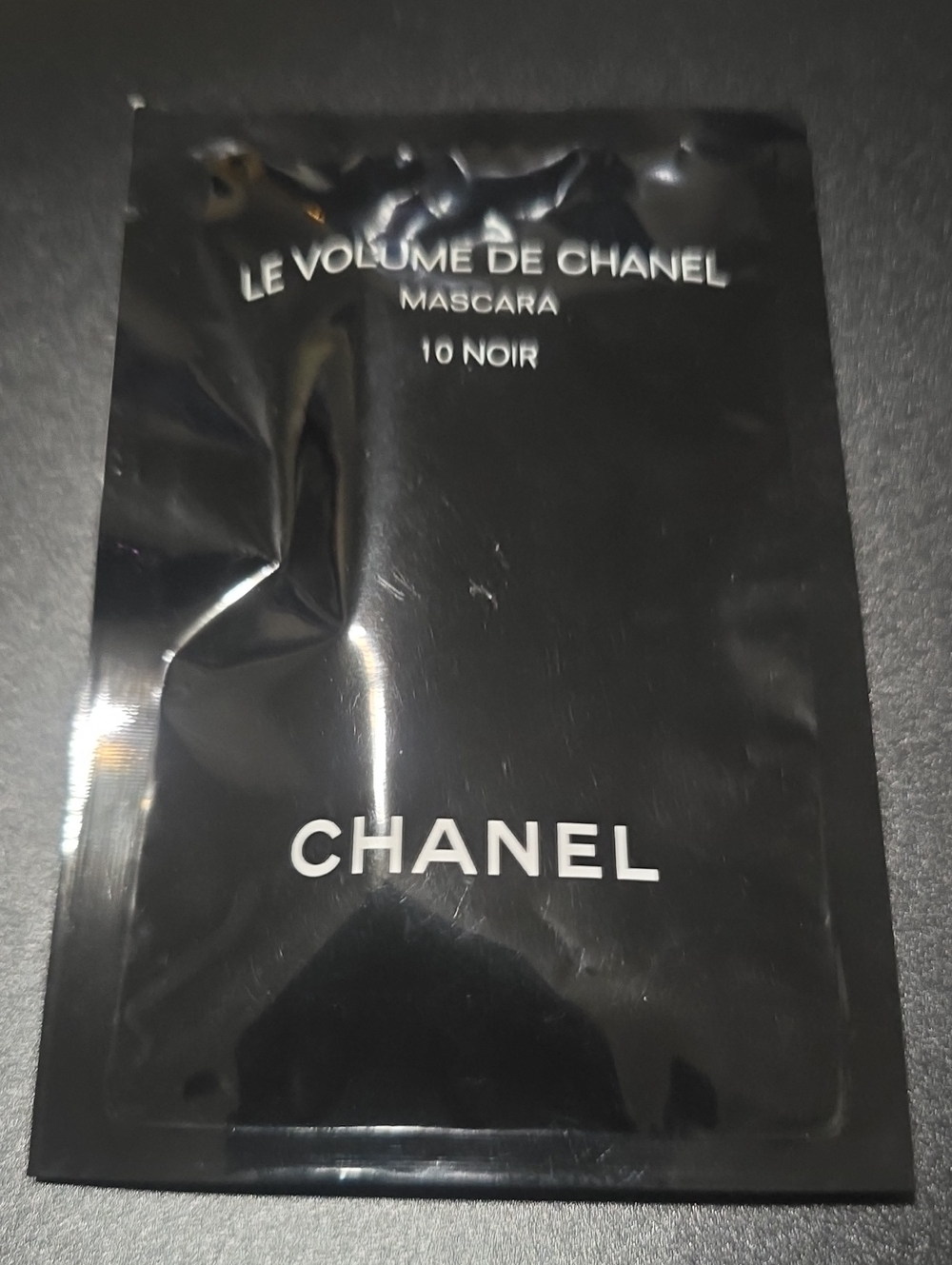 🧚‍♀️Chanel Le Volume De Chanel Mini Mascara N°10 BLACK NWT - Picture 2 of 3
